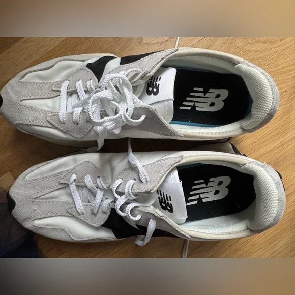 New Balance 327 Sea salt with nb 103 white and black Women’s Sz 8 VGC - Picture 7 of 11